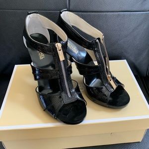 MICHAEL KORS Black Gladiator Heels